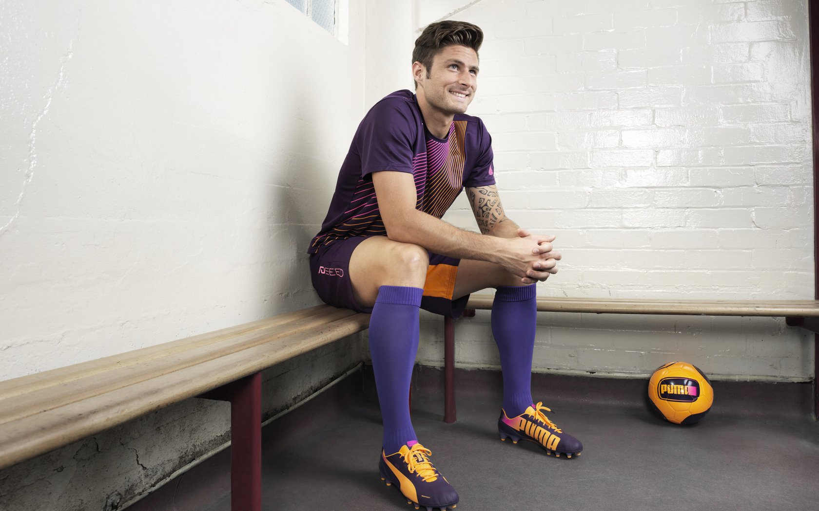 青少年足球“智趣”训练项目在全国全面推广，激发成长动力，青少年足球实战智慧